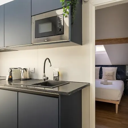 La Mansarde Du Bivouac, Cocon Sous Les Toits De Apartment Cannes