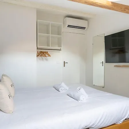 La Mansarde Du Bivouac, Cocon Sous Les Toits De Apartment